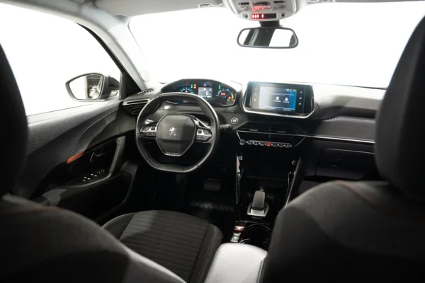 Peugeot e-2008 50 kWh Active Pack 9