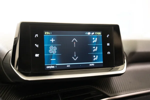 Peugeot e-2008 50 kWh Active Pack 12