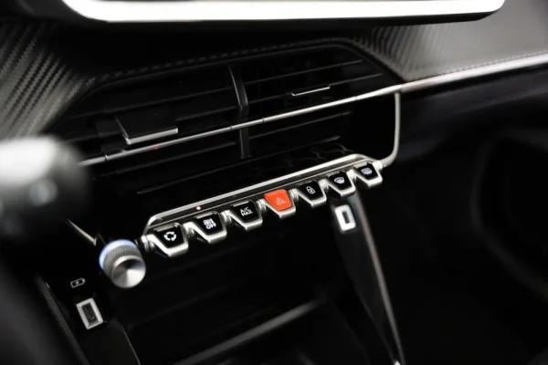 Peugeot e-208 50 kWh Active 18