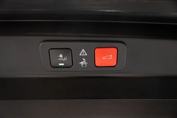 Peugeot 5008 1.2 PureTech Allure EAT8 8