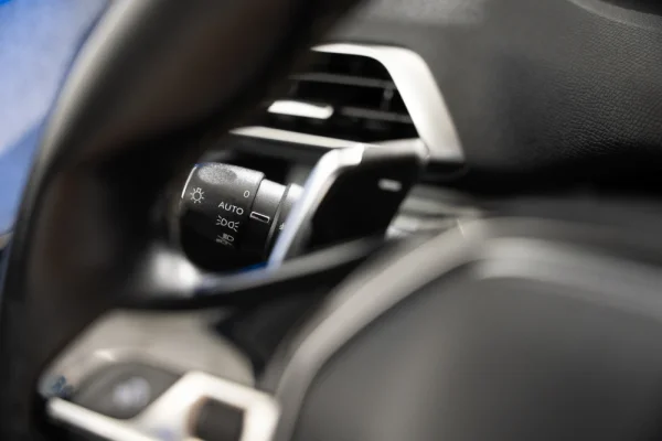 Peugeot 5008 1.2 PureTech Allure EAT8 25