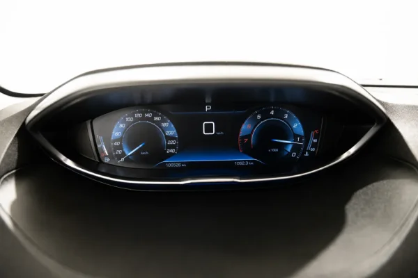 Peugeot 5008 1.2 PureTech Allure EAT8 30