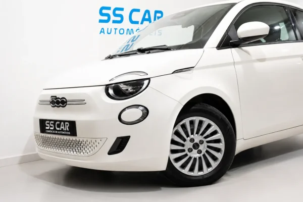 Fiat 500e Action 2