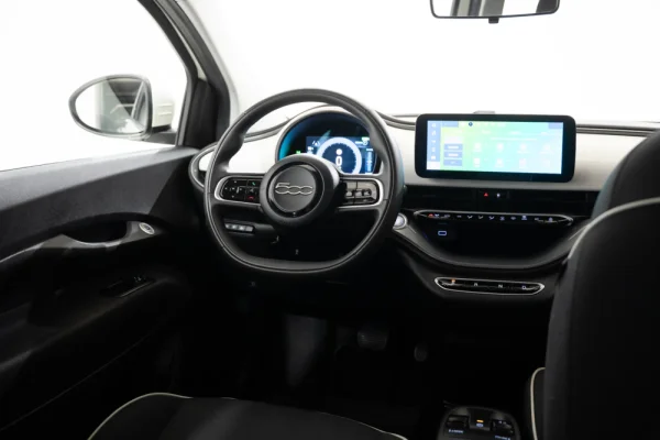 Fiat 500e Action 9