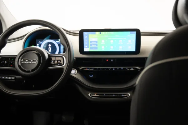 Fiat 500e Action 11