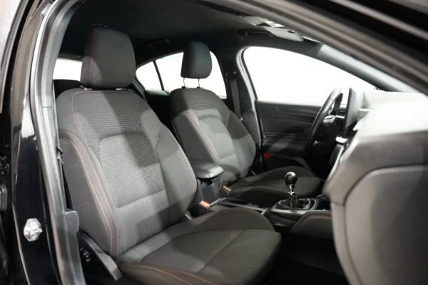 Ford Focus 1.0 EcoBoost MHEV ST-Line 20