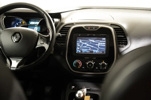 Renault Captur 1.5 dCi Exclusive 8