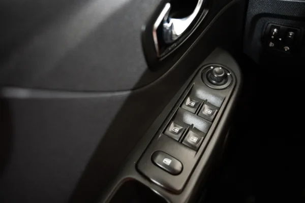 Renault Captur 1.5 dCi Exclusive 11