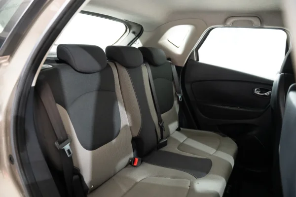 Renault Captur 1.5 dCi Exclusive 17