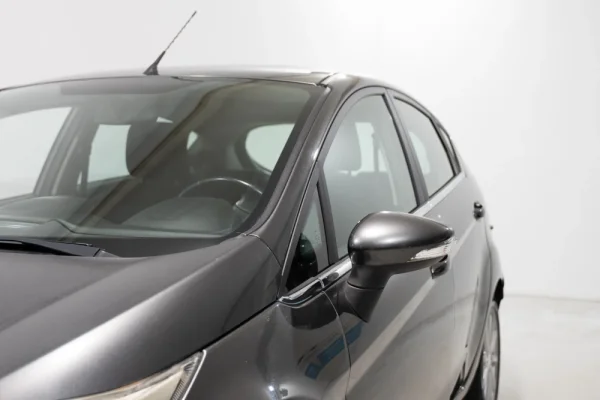Ford Fiesta 1.5 TDCi Titanium 4