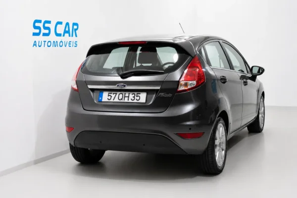 Ford Fiesta 1.5 TDCi Titanium 5
