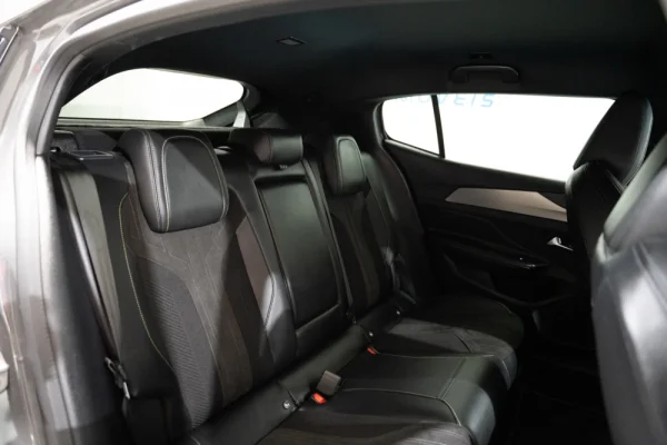 Peugeot 408 1.2 PureTech GT EAT8 22