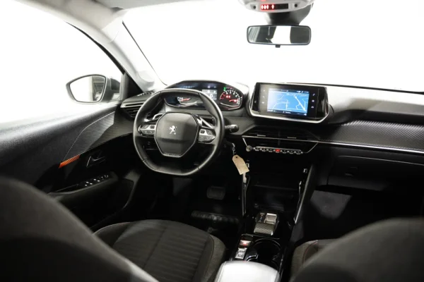 Peugeot 208 1.2 PureTech Allure EAT8 8