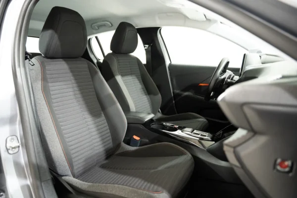 Peugeot 208 1.2 PureTech Allure EAT8 23