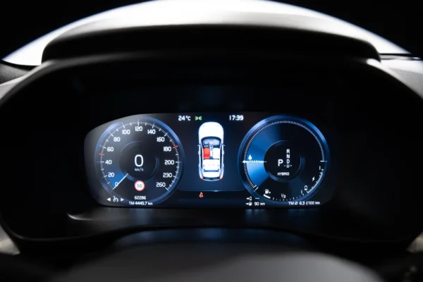Volvo XC 40 1.5 T5 PHEV Inscription 25