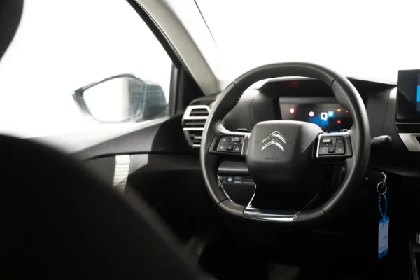 Citroen C4 1.2 PureTech Feel Pack EAT8 10