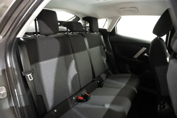 Citroen C4 1.2 PureTech Feel Pack EAT8 26