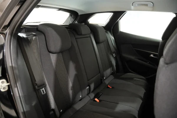 Peugeot 3008 1.2 PureTech Allure EAT8 27