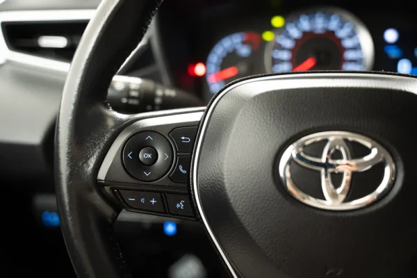 Toyota Corolla SD 1.6 Exclusive 17