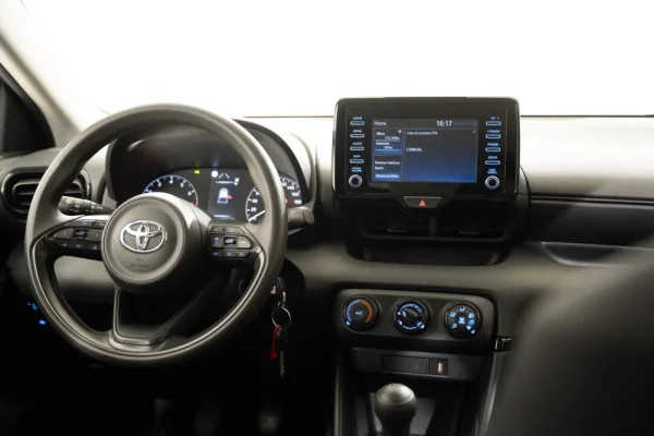 Toyota Yaris 1.0 VVT-i Comfort 8