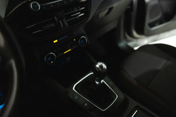 Ford Kuga 1.5 EcoBoost ST-Line 13