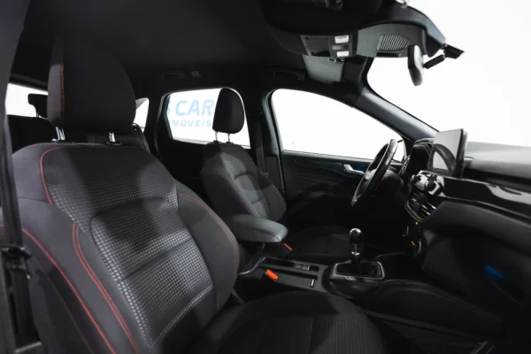 Ford Kuga 1.5 EcoBoost ST-Line 20