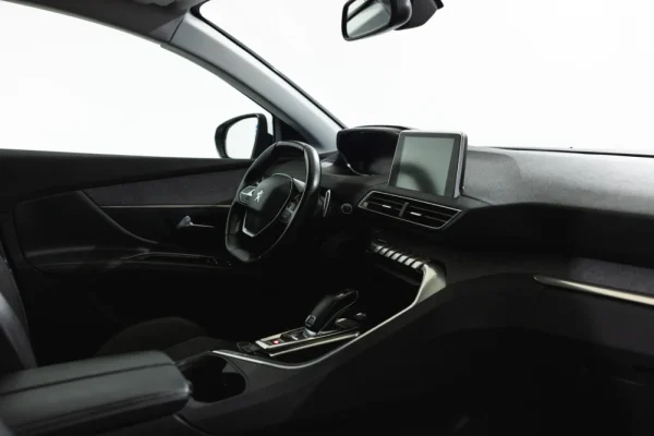 Peugeot 5008 1.2 PureTech Allure EAT8 14