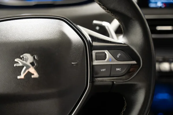 Peugeot 5008 1.2 PureTech Allure EAT8 28