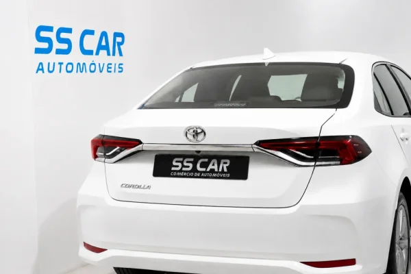 Toyota Corolla COMFORT 1.5 VVTi 6