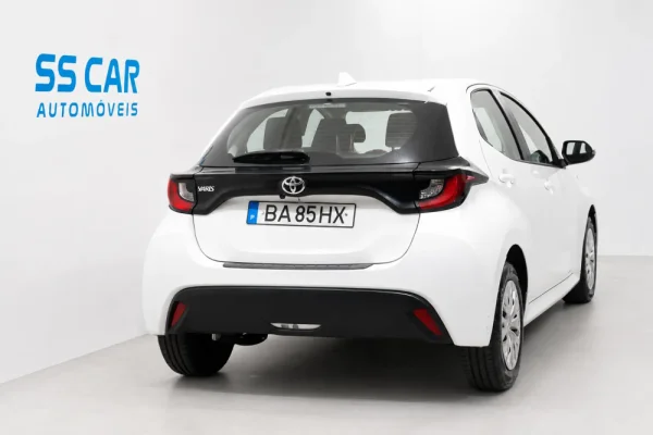 Toyota Yaris 1.5 VVT-i Comfort 5