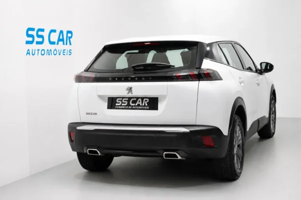 Peugeot 2008 1.2 PureTech Active EAT8 6