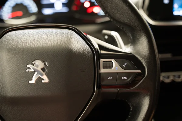 Peugeot 2008 1.2 PureTech Active EAT8 20