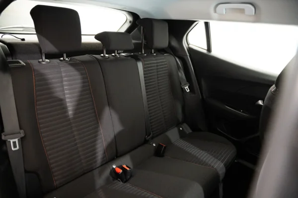 Peugeot 2008 1.2 PureTech Active EAT8 24