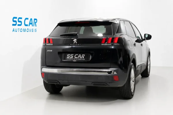 Peugeot 3008 1.2 PureTech Active 5