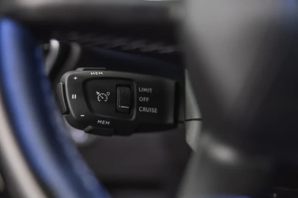 DS DS7 Crossback E-Tense So Chic EAT8 20