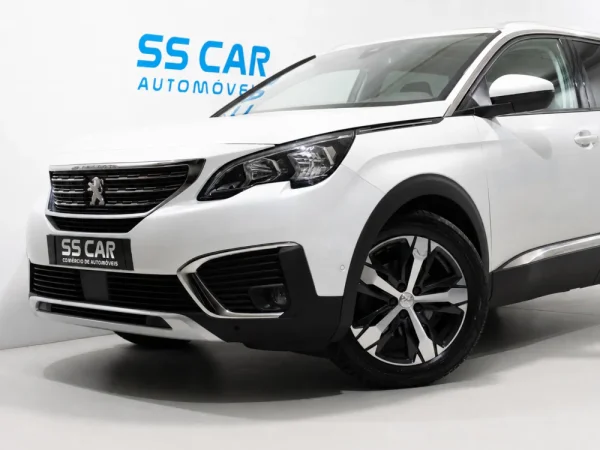 Peugeot 5008 1.2 PureTech Allure EAT8 2
