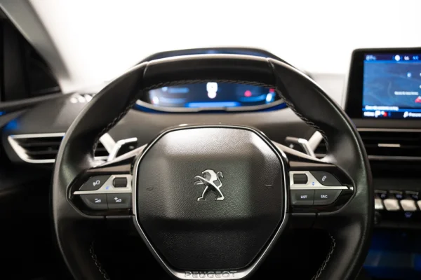 Peugeot 5008 1.2 PureTech Allure EAT8 15