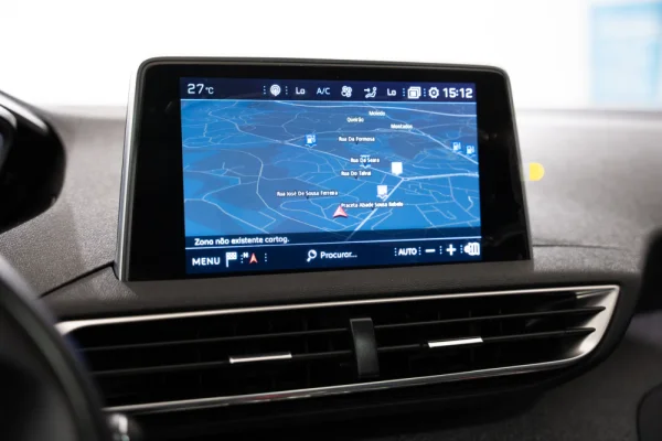 Peugeot 5008 1.2 PureTech Allure EAT8 19