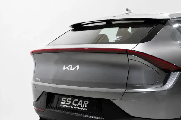Kia EV6 77.4 kWh Earth 6