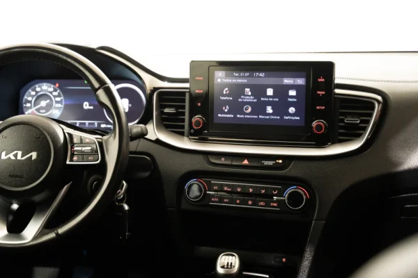 Kia Ceed SW 1.0 T-GDI Sport 8
