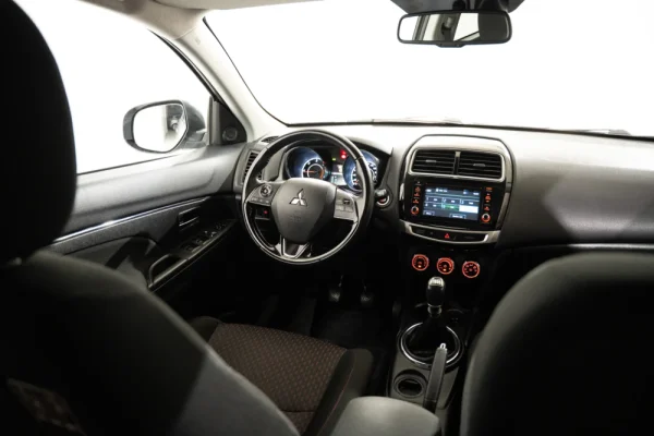 Mitsubishi ASX 1.6 DI-D Intense 11