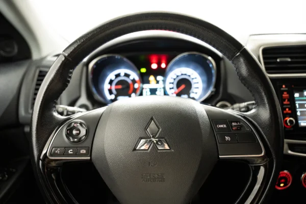 Mitsubishi ASX 1.6 DI-D Intense 19