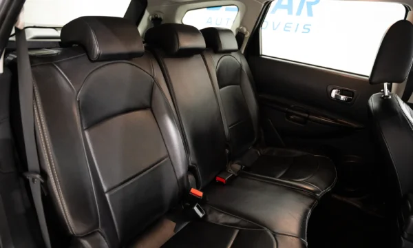 Nissan Qashqai +2 1.5 dCi Acenta 21