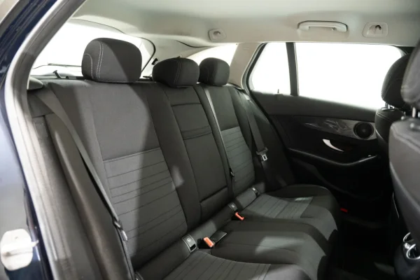 Mercedes-Benz C 300 de Avantgarde 23