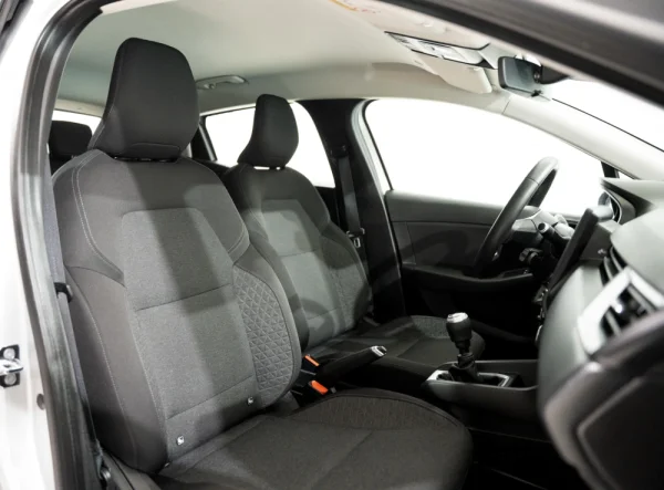 Renault Clio 1.0 TCe Intens 11