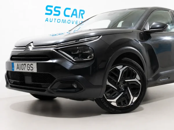 Citroen C4 1.2 PureTech Shine 2