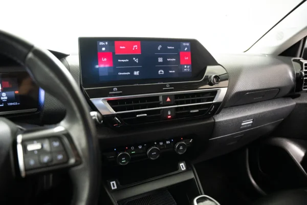 Citroen C4 1.2 PureTech Shine 18