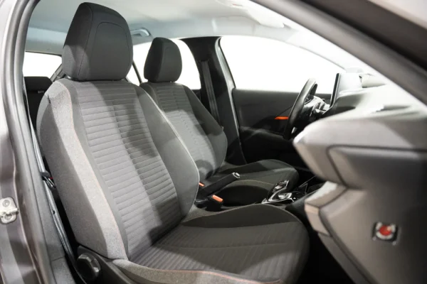 Peugeot 208 1.2 PureTech Allure EAT8 26