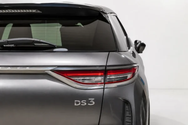 DS DS3 Crossback E-Tense SE Connected Chic 8