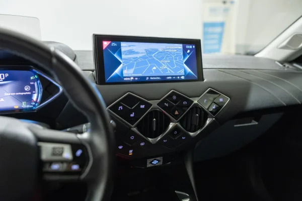 DS DS3 Crossback E-Tense SE Connected Chic 12